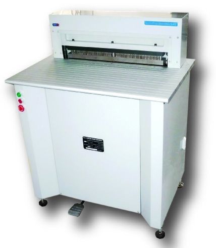 Електричний перфоратор bindMARK CKD-600 з набором ножів